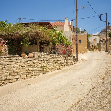 Villa Galanthus Lístaros Buitenkant foto