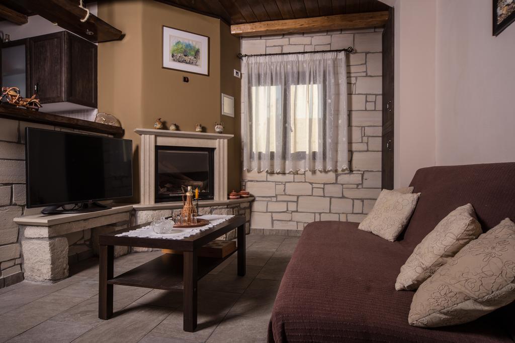 Villa Galanthus Lístaros Buitenkant foto